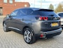 Peugeot 3008 1.2 Turbo 130 pk Automaat Allure Pack Navigatie Camera Carplay Adaptieve Cruise DAB Stoelverwarming Keyless Led 18 Inch Velgen Zwart Dak Parkeersensoren Getint Glas 1e Eigenaar in nieuwstaat