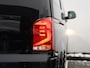 Volkswagen Transporter 2.0 TDI 150 PK L2H1 DC Highline | Airco | Cruise control | App connect | Achteruitrijcamera | Multi stuur | 16" LM velgen | Trekhaak |