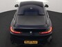 BMW X4 xDrive20i M Sport 184pk Dealer O.H. Carbon Schwarz Metallic | Adaptive Cruise | Camera | Sfeerverlichting | Lederen Sportstoelen Verwarmd | Apple Carplay | Virtual Cockpit | Navigatie | DAB | 19"L.M |