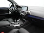 BMW X4 xDrive20i M Sport 184pk Dealer O.H. Carbon Schwarz Metallic | Adaptive Cruise | Camera | Sfeerverlichting | Lederen Sportstoelen Verwarmd | Apple Carplay | Virtual Cockpit | Navigatie | DAB | 19"L.M |