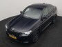 BMW X4 xDrive20i M Sport 184pk Dealer O.H. Carbon Schwarz Metallic | Adaptive Cruise | Camera | Sfeerverlichting | Lederen Sportstoelen Verwarmd | Apple Carplay | Virtual Cockpit | Navigatie | DAB | 19"L.M |