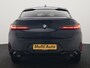 BMW X4 xDrive20i M Sport 184pk Dealer O.H. Carbon Schwarz Metallic | Adaptive Cruise | Camera | Sfeerverlichting | Lederen Sportstoelen Verwarmd | Apple Carplay | Virtual Cockpit | Navigatie | DAB | 19"L.M |