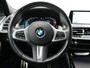 BMW X4 xDrive20i M Sport 184pk Dealer O.H. Carbon Schwarz Metallic | Adaptive Cruise | Camera | Sfeerverlichting | Lederen Sportstoelen Verwarmd | Apple Carplay | Virtual Cockpit | Navigatie | DAB | 19"L.M |