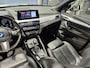 BMW X1 xDrive25e High Executive M-Sport | Panaroma | H/K | Trekhaak | Camera | HUD | Carplay