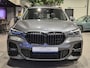 BMW X1 xDrive25e High Executive M-Sport | Panaroma | H/K | Trekhaak | Camera | HUD | Carplay