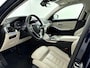 BMW 3-Serie 320i High Executive Edition Aut. | Leer | Schuifdak | Sportstoelen | Stoel + stuurverwarming | Camera | 18" Lm-wielen |