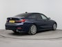 BMW 3-Serie 320i High Executive Edition Aut. | Leer | Schuifdak | Sportstoelen | Stoel + stuurverwarming | Camera | 18" Lm-wielen |