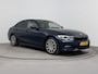 BMW 3-Serie 320i High Executive Edition Aut. | Leer | Schuifdak | Sportstoelen | Stoel + stuurverwarming | Camera | 18" Lm-wielen |