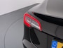 Tesla Model 3 Long Range AWD 75kWh Trekhaak Lmv 18" AutoPilot FSD Leder Panoramadak Adaptive-Cruise Camera's Elektr.-Stuur+Stoelen+Spiegels+Geheugen+Easy-Entry+Verwarmde stoelen Park assistent Pdc WIFI Lane-Assist Speed-Assist Navi LED Comfortstoelen ACC DAB Voorverwarmen interieur via App Keyless One-Pedal-Drive 4WD 1.000KG Trekgewicht Origineel Nederlandse Auto Fabrieksgarantie op Batterij en Motor tot 192.000km/18-11-2027