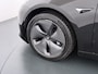 Tesla Model 3 Long Range AWD 75kWh Trekhaak Lmv 18" AutoPilot FSD Leder Panoramadak Adaptive-Cruise Camera's Elektr.-Stuur+Stoelen+Spiegels+Geheugen+Easy-Entry+Verwarmde stoelen Park assistent Pdc WIFI Lane-Assist Speed-Assist Navi LED Comfortstoelen ACC DAB Voorverwarmen interieur via App Keyless One-Pedal-Drive 4WD 1.000KG Trekgewicht Origineel Nederlandse Auto Fabrieksgarantie op Batterij en Motor tot 192.000km/18-11-2027