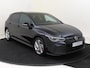 Volkswagen Golf 1.4 eHybrid GTE | Stoel- en stuurwielverwarming | Navigatie | Adaptieve cruise control | 3-zone airco | Sfeerverlichting | LED Plus verlichting | CarPlay |