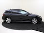 Volkswagen Golf 1.4 eHybrid GTE | Stoel- en stuurwielverwarming | Navigatie | Adaptieve cruise control | 3-zone airco | Sfeerverlichting | LED Plus verlichting | CarPlay |