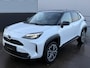 Toyota Yaris Cross 1.5 Hybrid Executive Trekhaak, Dodehoekdetectie, HUD, Stoelverwarming, LMV, LED, Elek. achterklep, Parkeersensoren