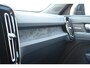 Volvo EX40 252PK Single Motor Extended Range 82 kWh Business Edition / Navigatie / Camera / Stuur & Stoelverwarming / Harman Kardon / Getinte Ramen / LM Velgen /