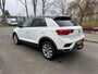 Volkswagen T-Roc 1.5 TSI Sport Business AUTOMAAT / PANO / ACC / LINE ASSIST / CAMERA / LED / ELEK KLEP / TREKHAAK / LM VELGEN