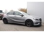 Mercedes-Benz A-klasse 180 Edition Navigatie Style-Licht/zichtpakket Bi-Xenon 18'LMV