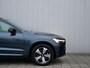 Volvo XC60 2.0 T6 Plug-in hybrid AWD R-Design 350 Pk Automaat Navigatie / DAB / Pano-dak / Leer / Trekhaak