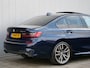 BMW 3-Serie M340i xDrive High Executive 374 Pk Automaat Navigatie / Apple Carplay / Schuifdak / Stoelverwarming