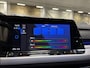 Volkswagen Golf 1.0 eTSI 110pk Life Business · Apple/Android Car Play · Navigatie · Sfeerverlichting · P-Sensoren · 16'' Inch · Garantie t/m 12-01-2028 of 100.000km