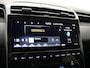 Hyundai Tucson 1.6 T-GDI HEV Comfort AUTOMAAT / Navigatie / NL Auto / Apple CarPlay & Android Auto / 1650KG Trekgewicht / Achteruitrijcamera / 1ste Eigenaar / Climate control / Adaptieve Cruise control / Stoelverwarming / Dealeronderhouden /