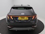 Hyundai Tucson 1.6 T-GDI HEV Comfort AUTOMAAT / Navigatie / NL Auto / Apple CarPlay & Android Auto / 1650KG Trekgewicht / Achteruitrijcamera / 1ste Eigenaar / Climate control / Adaptieve Cruise control / Stoelverwarming / Dealeronderhouden /