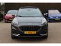 Ford Puma 1.0 EcoBoost Hybrid ST-Line X Vignale 155pk / NL Auto! / Full option! / Trekhaak / Panoramadak / Camera / Leder / CarPlay / B&O / 18'' / Keyless / Stuur+Stoelverwarming / Dodehoek / DAB / Verwarmde voorruit / ACC