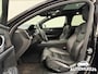Volvo V60 Cross Country 2.0 T5 AWD Momentum Pro 250PK HEAD-UP PANODAK