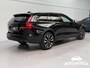 Volvo V60 Cross Country 2.0 T5 AWD Momentum Pro 250PK HEAD-UP PANODAK