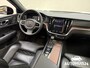 Volvo V60 Cross Country 2.0 T5 AWD Momentum Pro 250PK HEAD-UP PANODAK