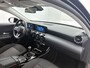 Mercedes-Benz A-klasse 160 Business Solution | Achteruitrijcamera | Stoelverwarming voor | Spiegelpakket | Navigatie. Inclusief 24 maanden MB Certified garantie voor Europa.