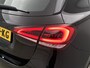 Mercedes-Benz A-klasse 160 Business Solution | Achteruitrijcamera | Stoelverwarming voor | Spiegelpakket | Navigatie. Inclusief 24 maanden MB Certified garantie voor Europa.