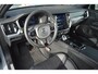 Volvo V60 T6 Hybride AWD Plus Dark | Panoramadak | Harman/Kardon | Stoel + Stuur Verwarmd | Pilot-Assist | Apple CarPlay |