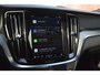 Volvo V60 T6 Hybride AWD Plus Dark | Panoramadak | Harman/Kardon | Stoel + Stuur Verwarmd | Pilot-Assist | Apple CarPlay |