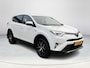 Toyota RAV4 2.5 Hybrid AWD Style | Navigatie | Stoelverwarming | Trekhaak | Electr. bestuurdersstoel | Keyless entry |
