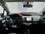 Toyota Yaris 1.3 VVT-i Comfort | Navigatie systeem | Lichtmetalen velgen met all season banden | Leuke auto |