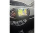Toyota Yaris 1.3 VVT-i Comfort | Navigatie systeem | Lichtmetalen velgen met all season banden | Leuke auto |