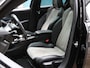 Peugeot e-208 EV GT 50kWh 136pk | Accu 93% | Stoelverwarming | Achteruitrijcamera