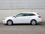 Opel Astra ST 10pk Online Edition | 1ste eigenaar | Climate | Parkeersensoren VOOR + Achter | Navigatie
