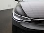 Volkswagen Golf 1.5 eHybrid Life Edition | ACHTERUITRIJCAMERA | APPLE CARPLAY | SFEERVERLICHTING | ADAPTIVE CRUISE CONTROL | CLIMATE CONTROL |