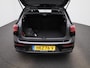 Volkswagen Golf 1.5 eHybrid Life Edition | ACHTERUITRIJCAMERA | APPLE CARPLAY | SFEERVERLICHTING | ADAPTIVE CRUISE CONTROL | CLIMATE CONTROL |