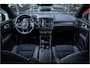 Volvo XC40 T4 Recharge Ultimate Dark ** Panodak ** Harman/Kardon ** Memory