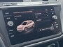 Volkswagen Tiguan 1.5 TSI R-Line DSG,R-LINE,NAV/CAM,TREKHAAK,STANDKACHEL