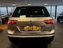 Volkswagen Tiguan 1.5 TSI ACT Comfortline Business | Trekhaak | Matrix LED Koplampen | Stoelverwarming | Head-Up Display | Navigatie | Adaptieve Cruise Control | Climate Control | Parkeersensoren | IQ Drive | Metallic Lak | Lichtmetalen Velgen |