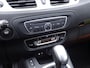 Renault Scenic 2.0 Dynamique Automatische airco, navigatie, licht metalen velgen, cruise controle, parkeersensoren, automaat, enz.