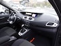 Renault Scenic 2.0 Dynamique Automatische airco, navigatie, licht metalen velgen, cruise controle, parkeersensoren, automaat, enz.
