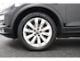 Volkswagen T-Roc 1.0 TSI Style Business Camera/17"/Navi/ECC/DAB/Elek.Achterklep
