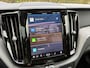 Volvo XC60 2.0 T6 Plug-in hybrid AWD Plus Dark | Panoramadak | 360 Camera | Stoel & Stuur Verwarming | Trekhaak |