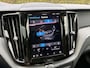Volvo XC60 2.0 T6 Plug-in hybrid AWD Plus Dark | Panoramadak | 360 Camera | Stoel & Stuur Verwarming | Trekhaak |