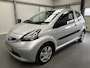 Toyota Aygo 1.0-12V 1e eigenaar!! | Anti Blokkeer Systeem | Bestuurdersairbag | Radio CD speler