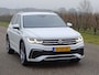 Volkswagen Tiguan 1.5 TSI R-Line Business+ /Prachtige auto!/Trekh./